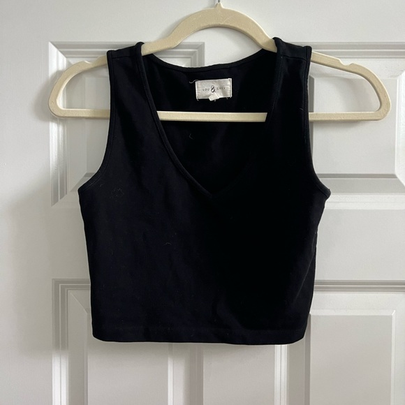 Lou & Grey Tops - Lou & Grey Crop Top Black XS